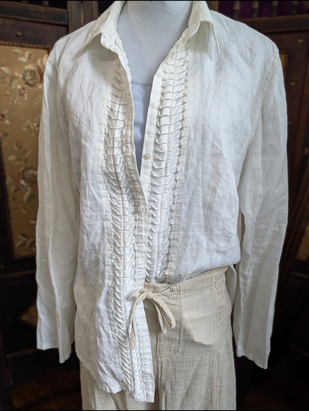 Studio M White 100% Linen Shirt